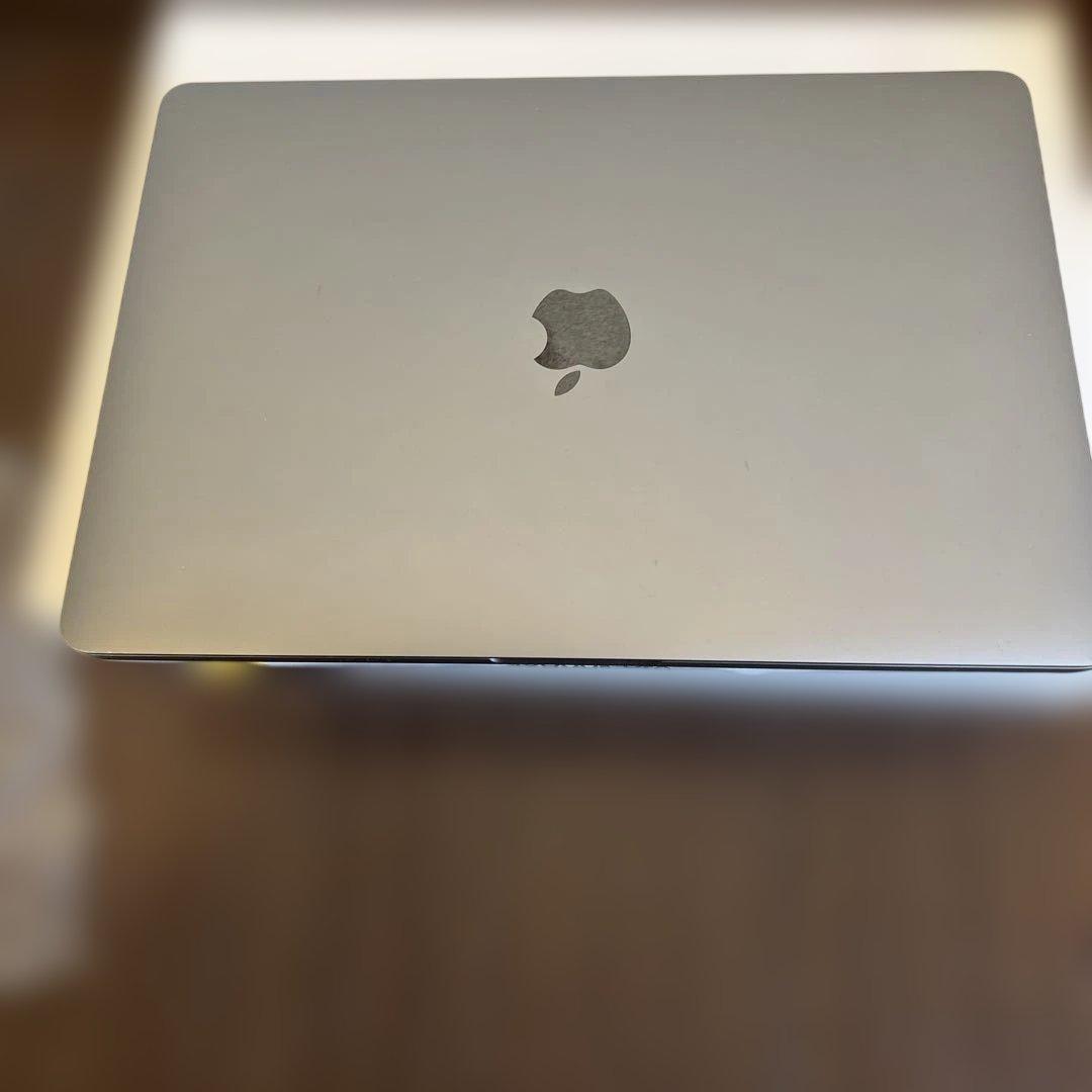 D*i様 MacBook Pro 2020 i5 16Gb 512Gb