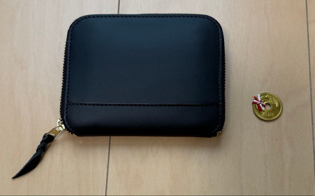 鞄いたがき プレイングドル入れ 大 ブラック ゴールドファスナー仕様