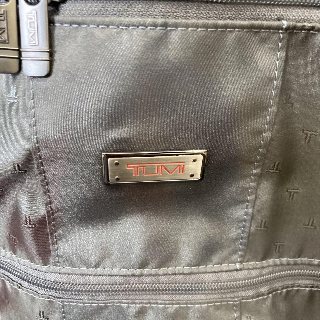 未使用タグ付き TUMI ガーメントバッグ ブラック