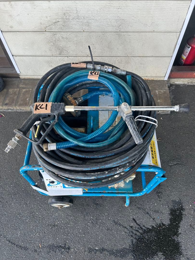 KL1★強い★ツルミ鶴見製作所エンジン式高圧洗浄機　多水量型　HPJ-680ES