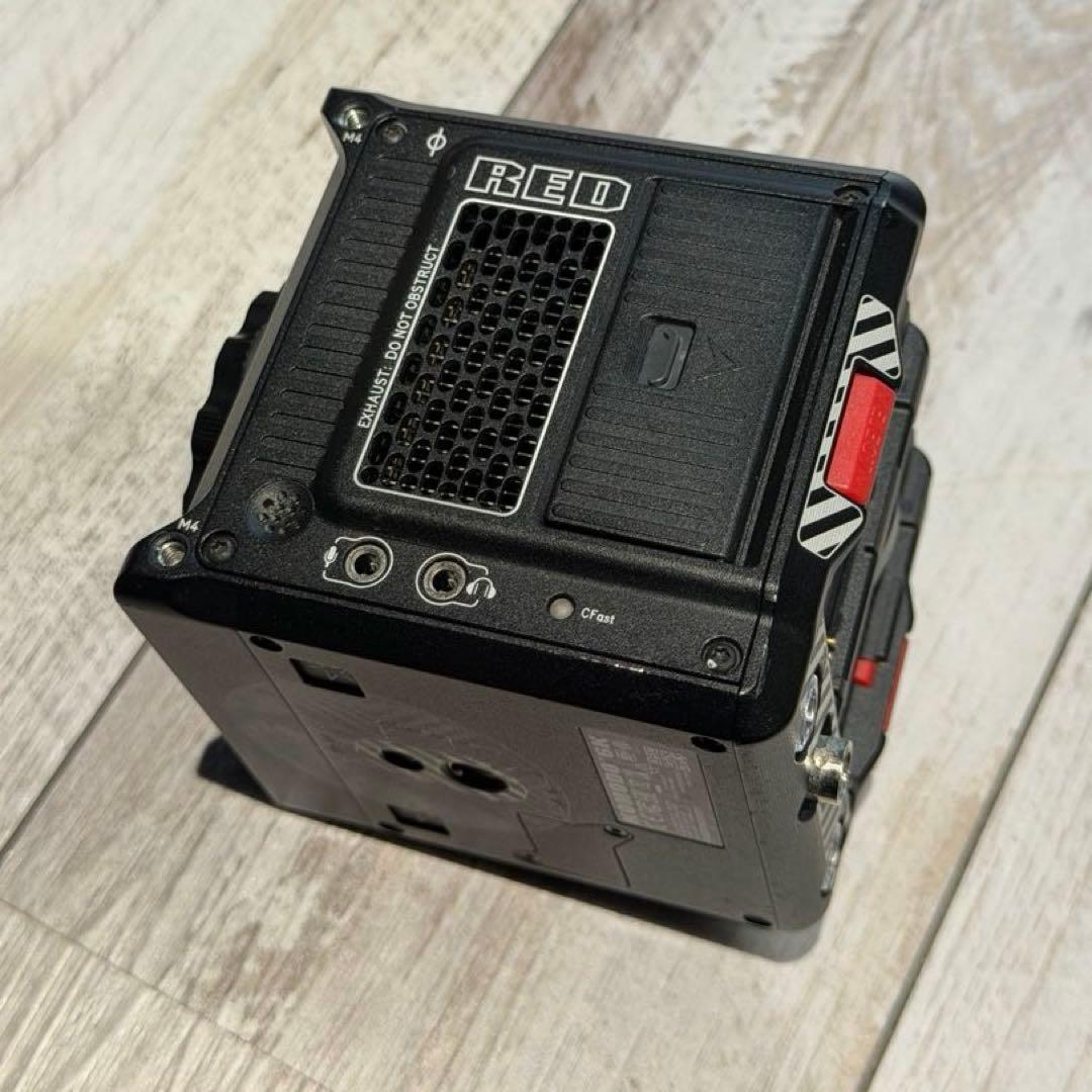 RED KOMODO 6K＋smallHD RED対応モニター付【即撮セット】