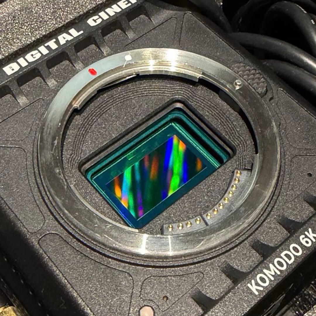 RED KOMODO 6K＋smallHD RED対応モニター付【即撮セット】