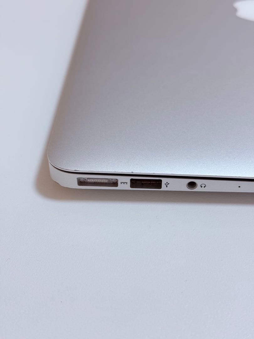 Apple MacBook Air 2017 シルバー 本体