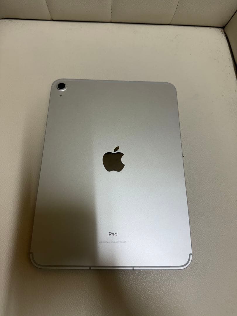 iPad 第10世代Wi-Fi64GB 本体のみ