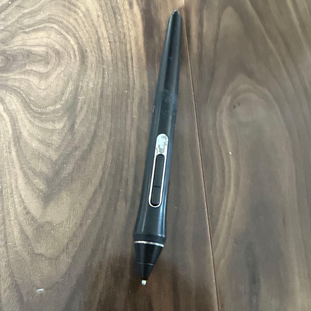 液タブ・ペンタブ Wacom intuos pro