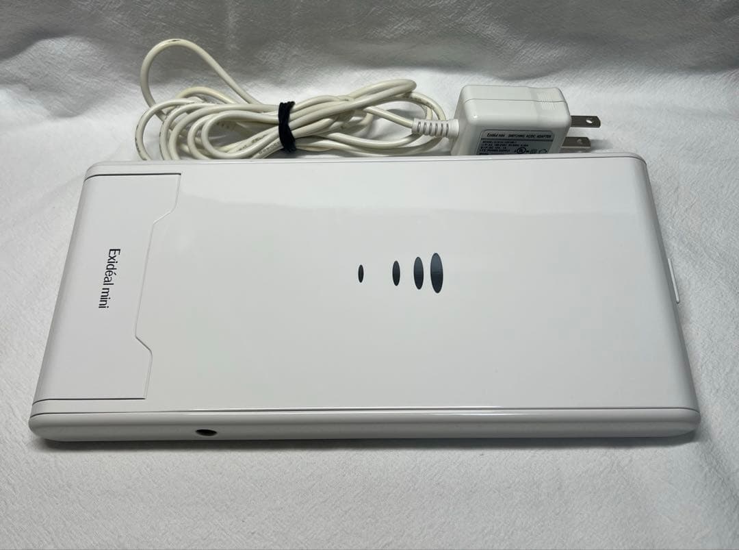 Exideal mini エクスイディアル ミニLED美顔器 EX-120