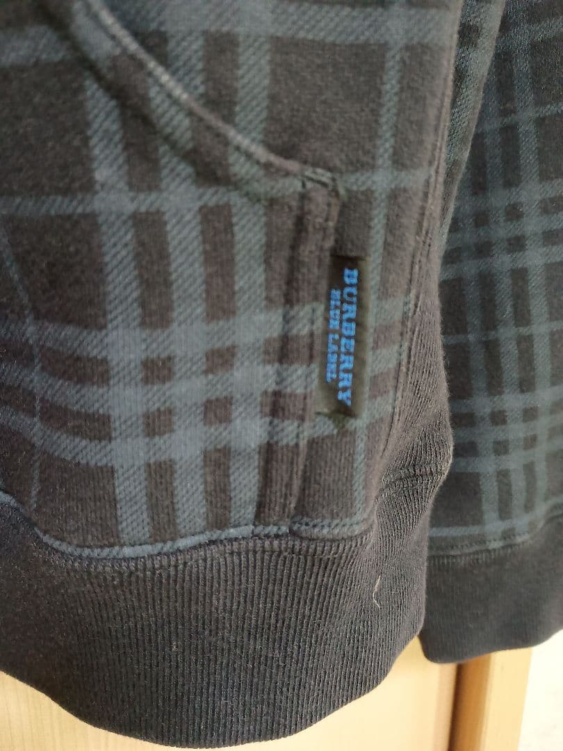 BURBERRY　BLUELABEL　メンズパーカー