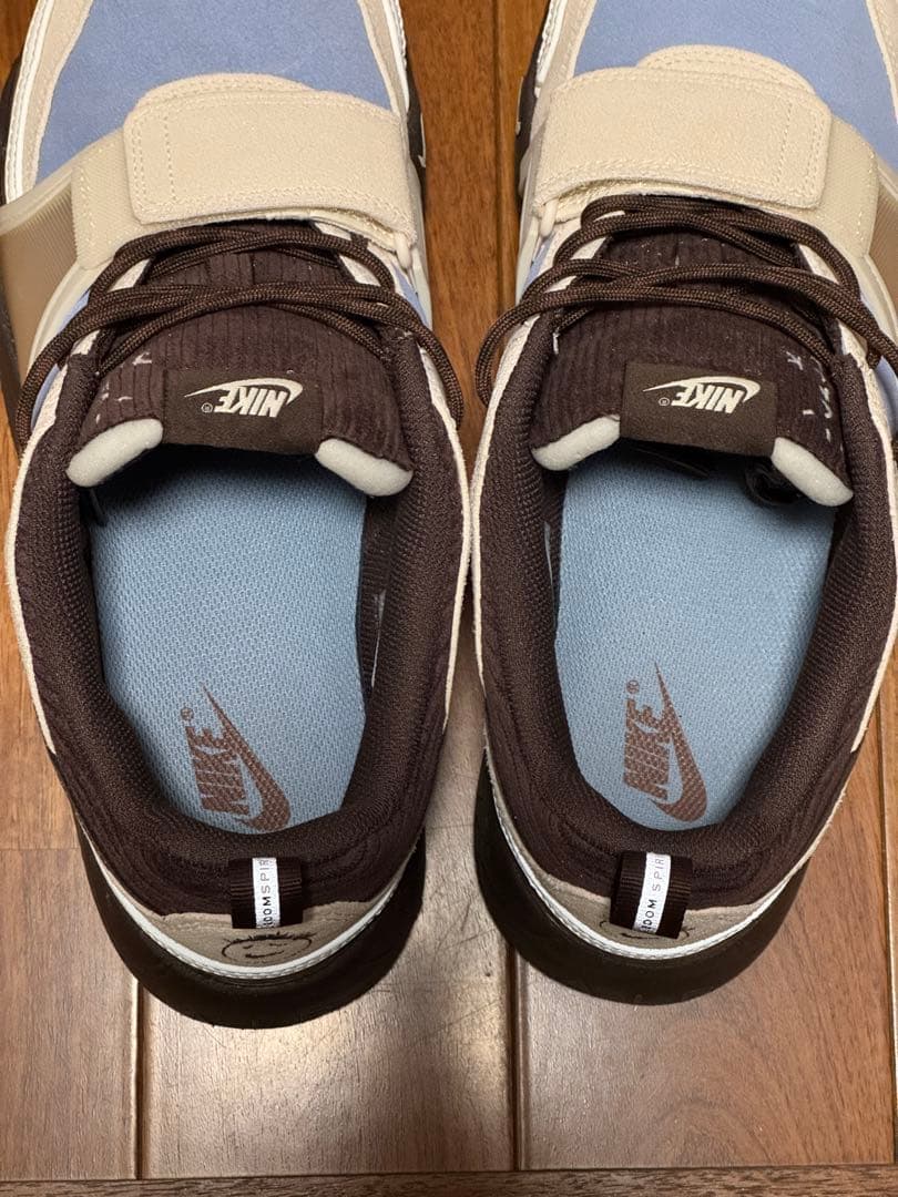 Travis Scott × Nike Zoom Field Jaxx 30