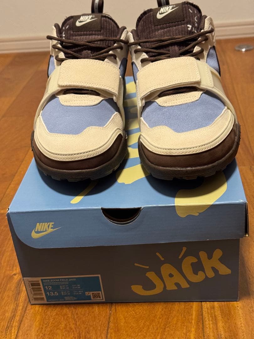 Travis Scott × Nike Zoom Field Jaxx 30