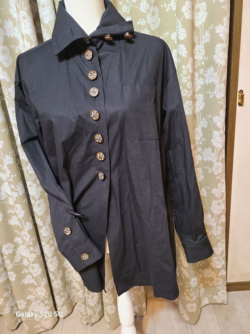 ROMEOGIGLI ロメオジリ ヴィンテージ 装飾ボタンオーバーブラウスML