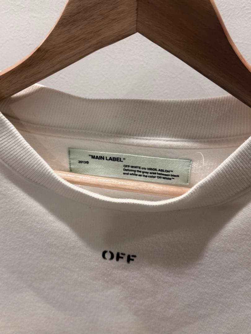 OFF-WHITE クルーネック スウェット