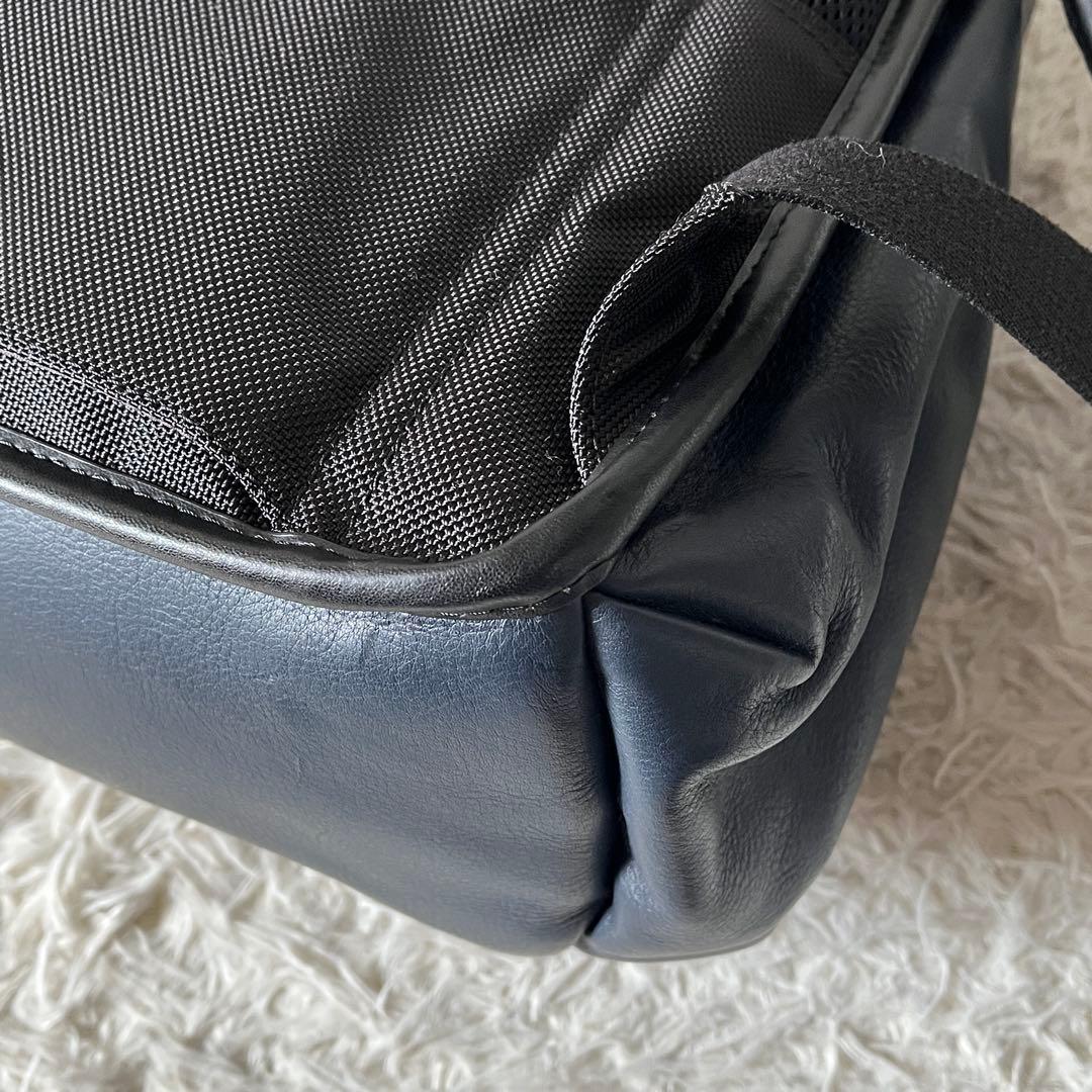 未使用✨TUMIトゥミ　ビジネスリュック　69780NVY ネイビー　レザー