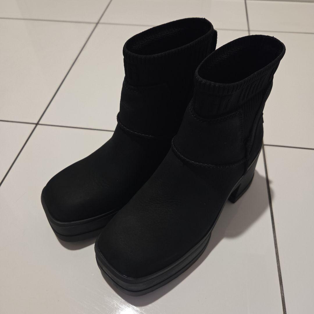 UGG MOXY CHELSEA ショートブーツ US7.5 24.5cm 黒