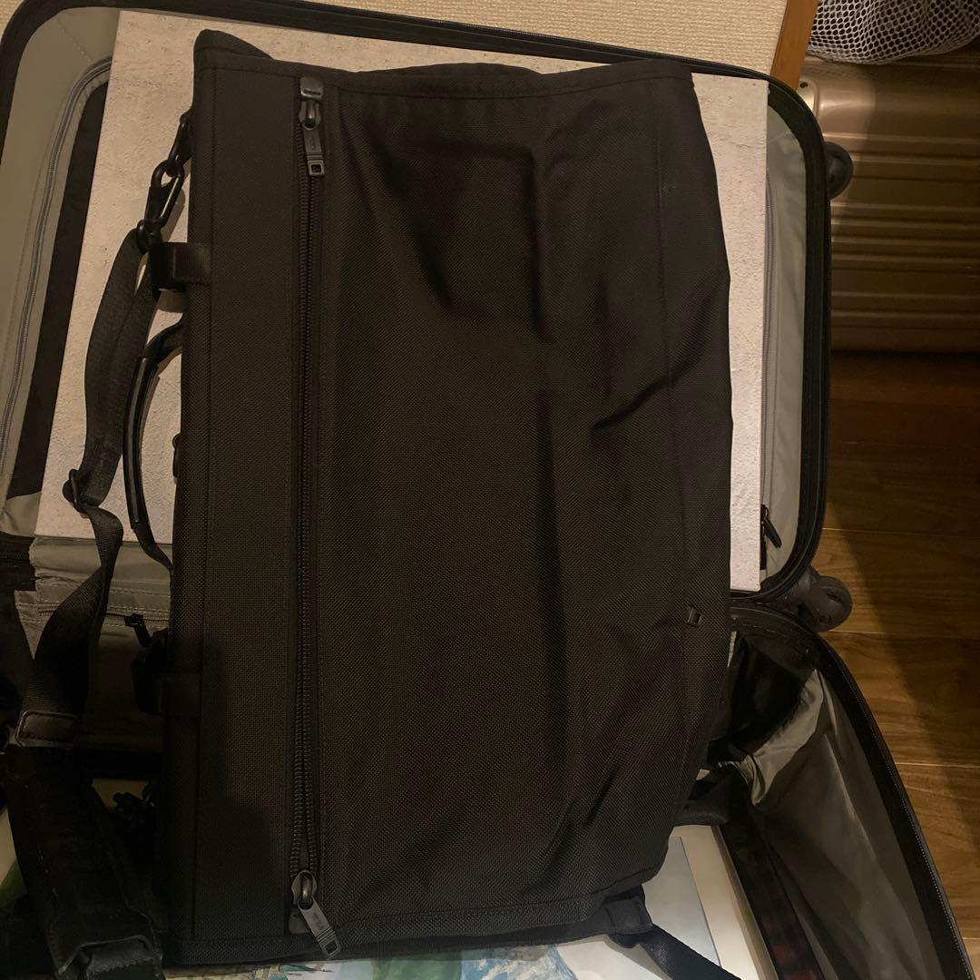 TUMI ガーメント・バッグ・トライフォールド・キャリーオン