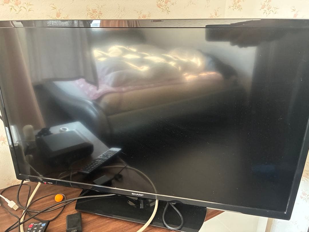 SHARP 液晶カラーテレビ 本体　LC-32S5. 西船橋駅周辺引き取りも可能
