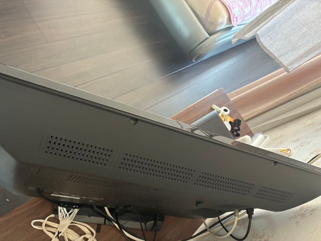 SHARP 液晶カラーテレビ 本体　LC-32S5. 西船橋駅周辺引き取りも可能