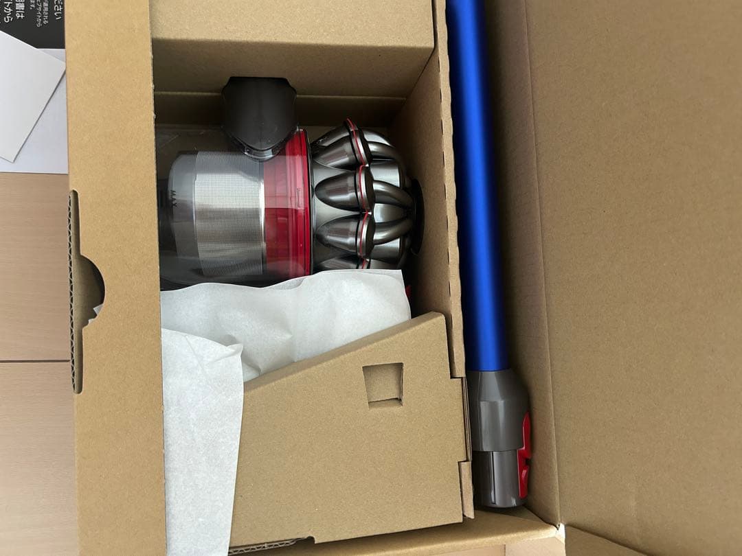 Dyson V8 Slim Fluffy Extra 本体