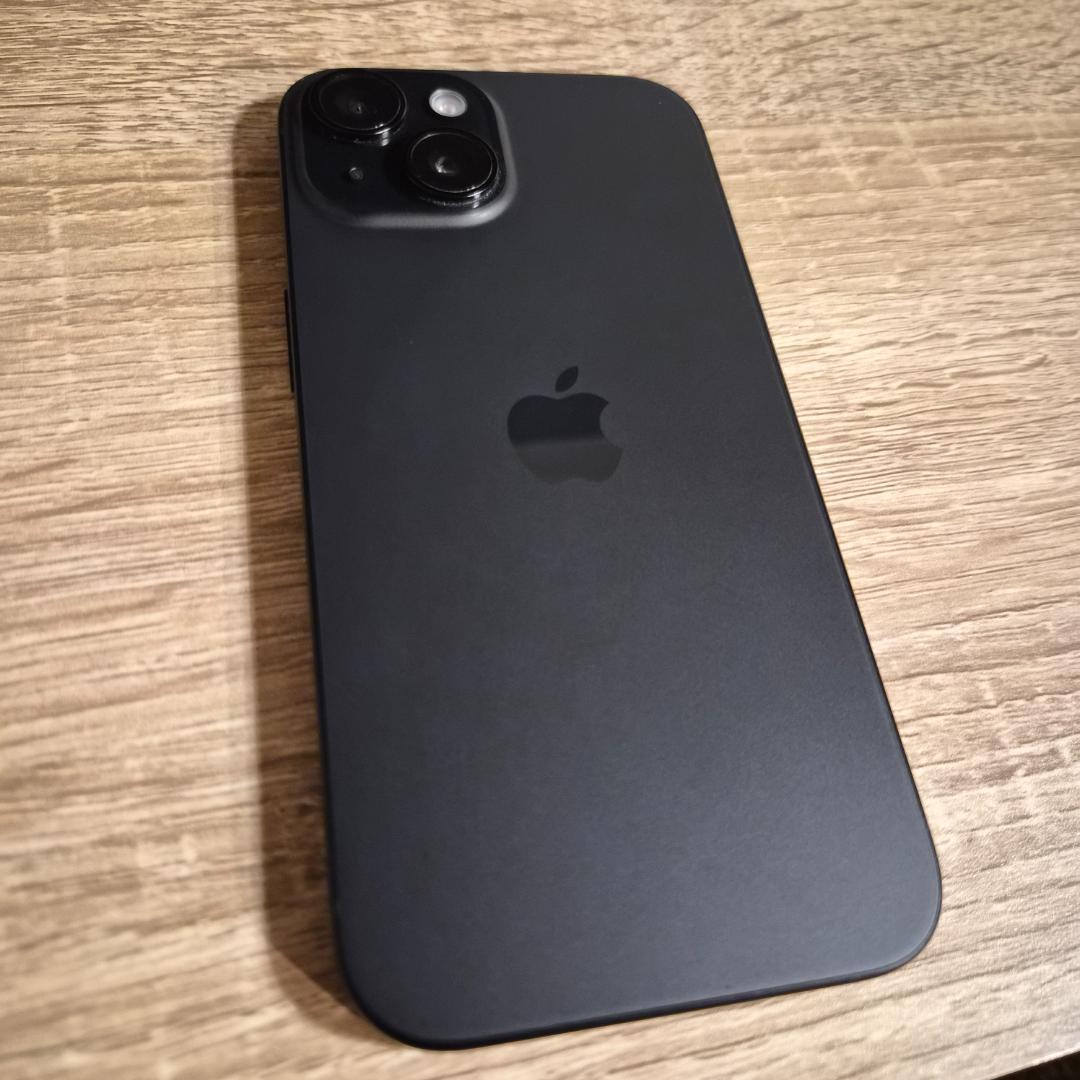 Apple iPhone 15 ブラック 本体 128GB