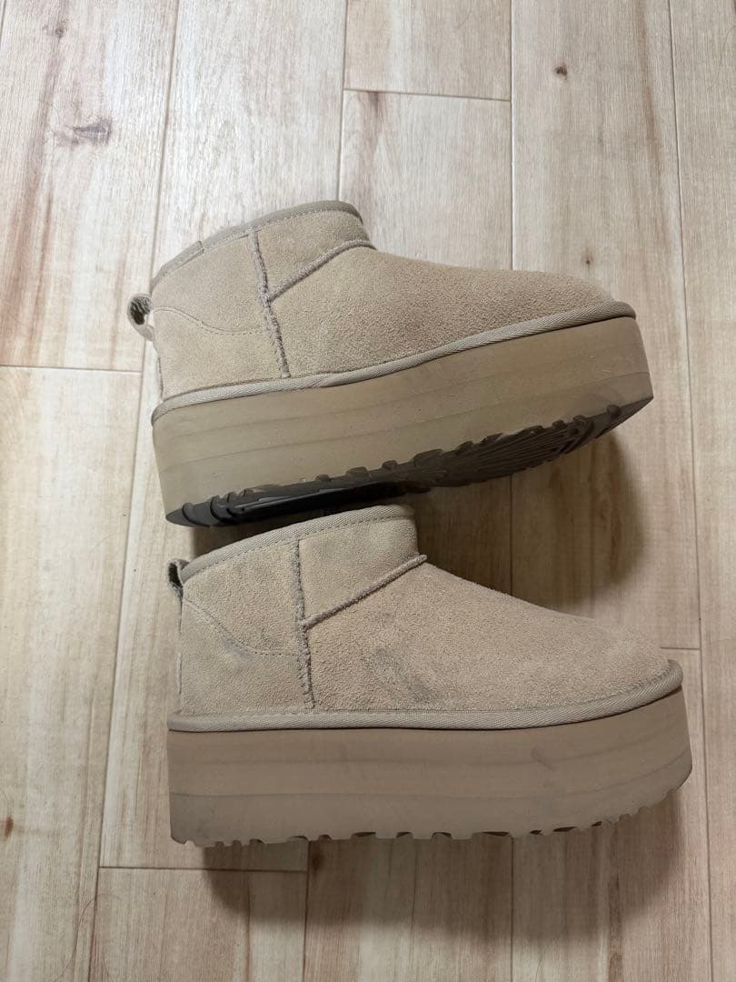 UGG クラシック ウルトラミニ プラットフォーム 厚底 サンド 23cm