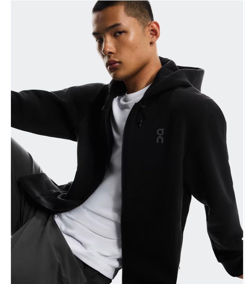 【美品】On Focus Tech Zip Hoodie