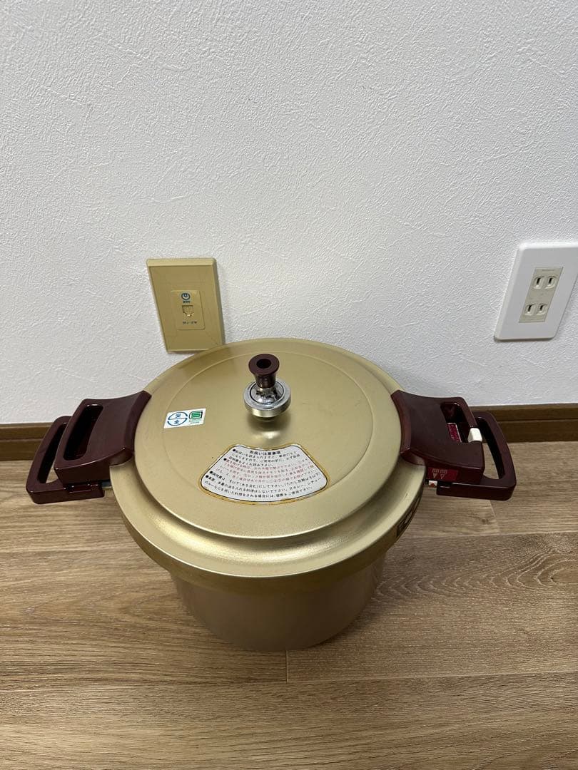 ピースター 圧力鍋 ゴールド 8.0L レトロ 希少 関西軽金属工業 炊飯