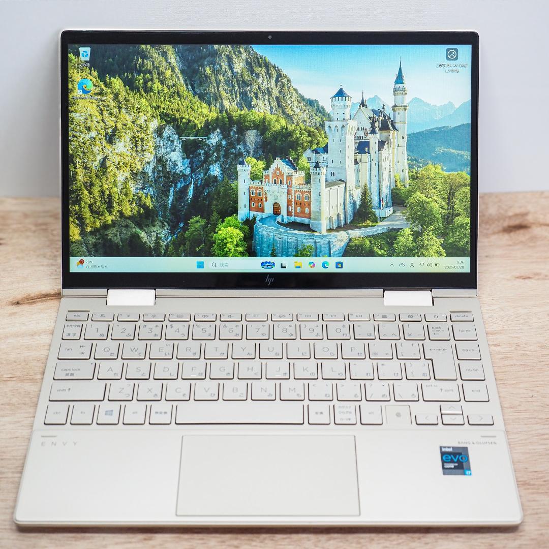 HP Envy 13、16GBメモリ、i7-1165G7、512GB SSD