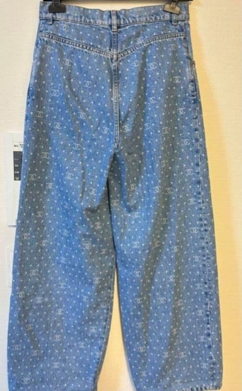 入手困難　美品　CHANEL ドット柄 ワイドレッグ デニム