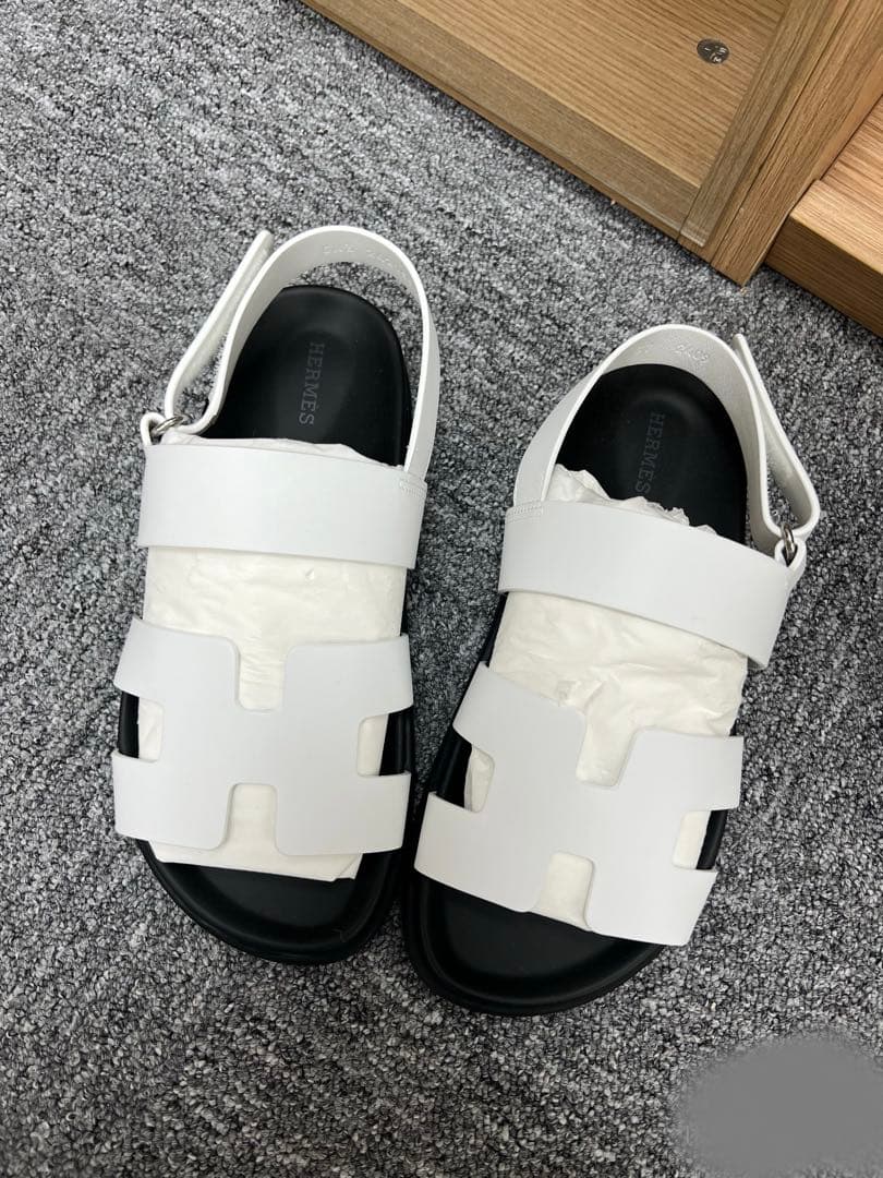 新品未使用　Hermesエルメス　サンダル ホワイト37.5