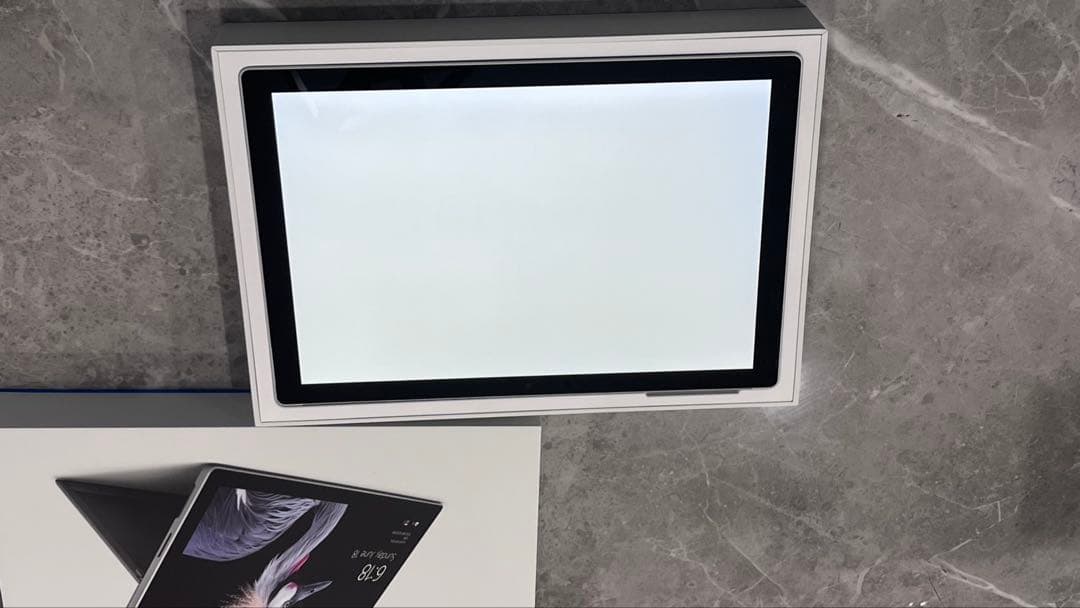 Windowsノート本体 Microsoft Surface Pro5 i5/4GB/128GB