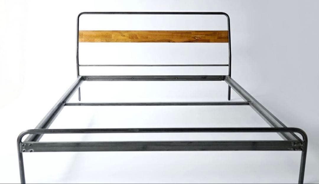 yyy.　ソコフベッド