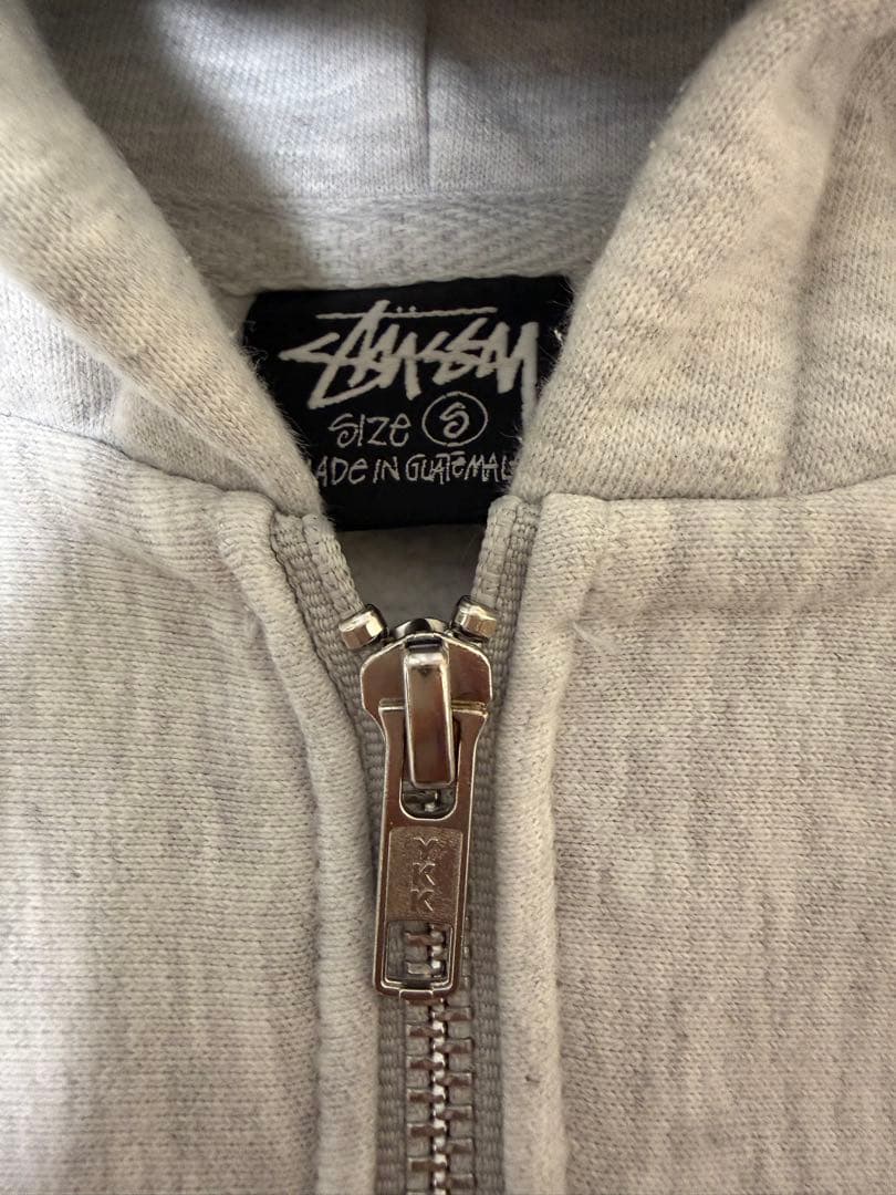 STUSSY ブロック スポーツ ジップフーディ グレー
