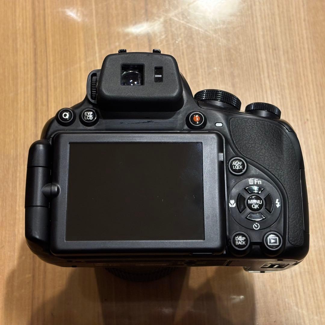 美品　Fujifilm HS50EXR デジタルカメラ