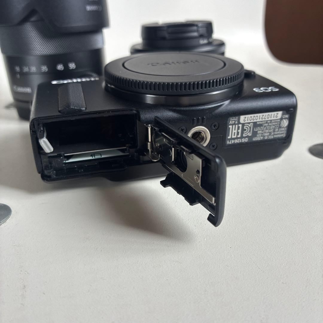 Canon EOS M2　ダブルレンズキット