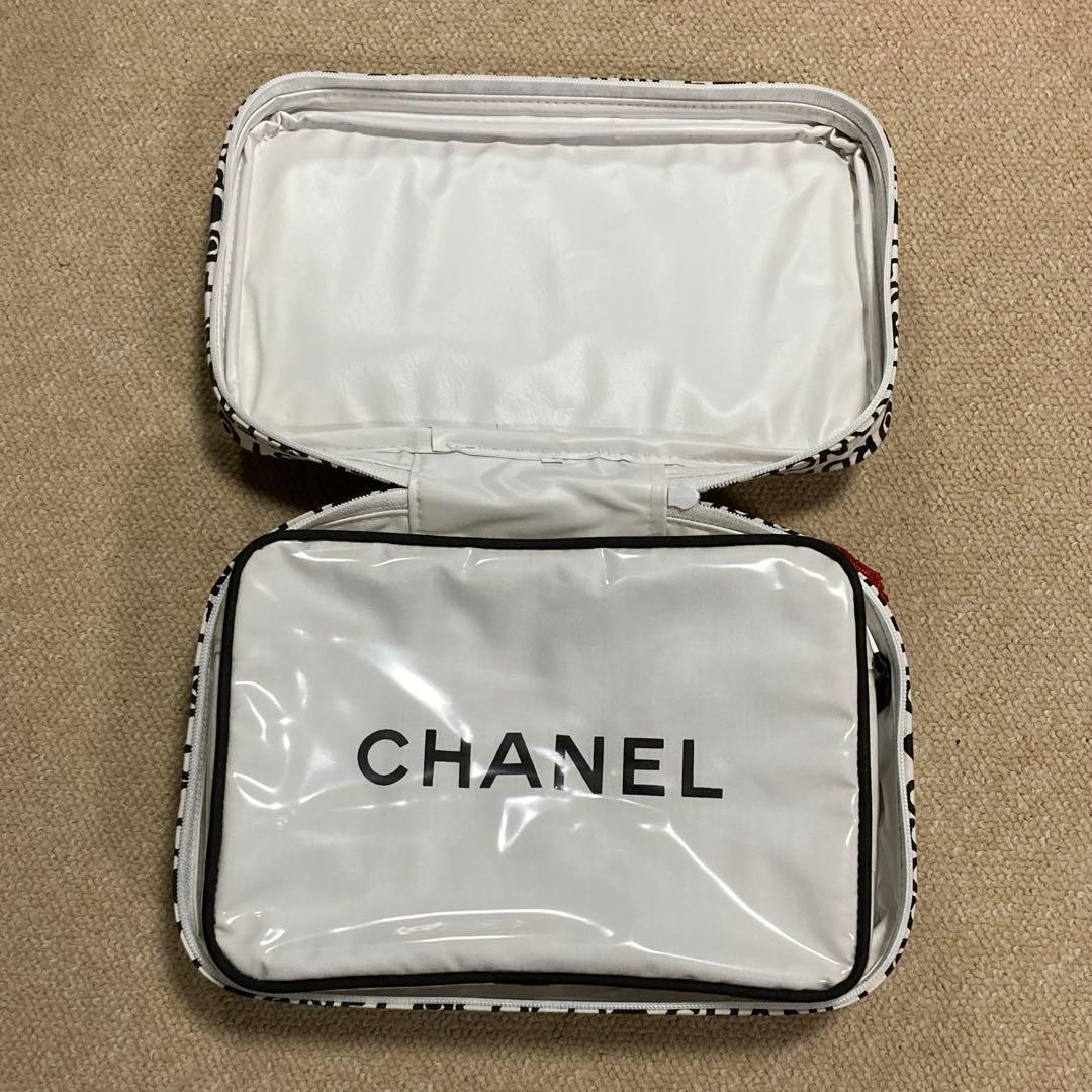 カ*k様 シャネル　シグネチャートラベルバッグ