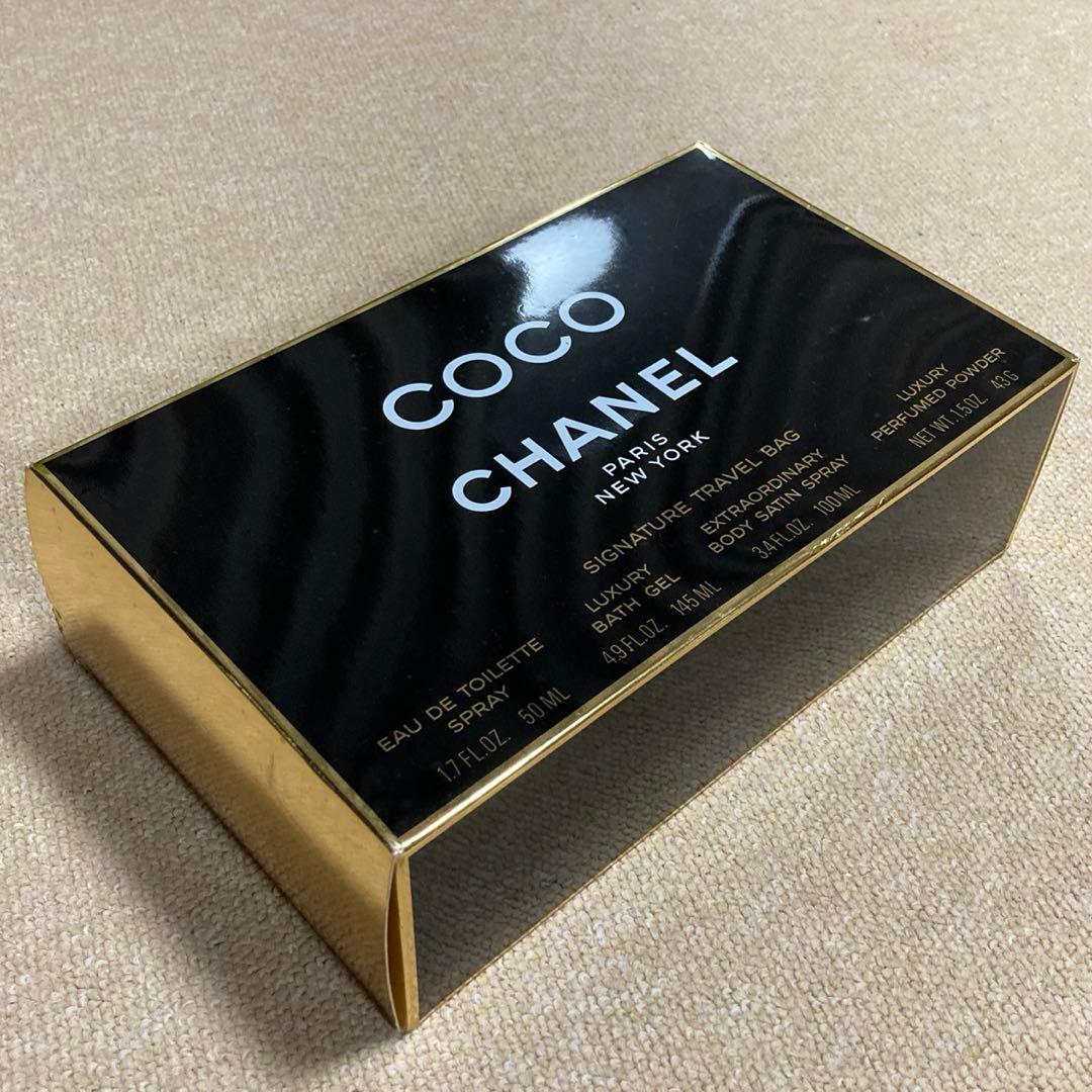 カ*k様 シャネル　シグネチャートラベルバッグ