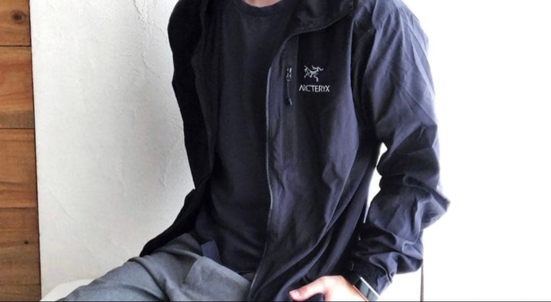 美品 ARC'TERYX アークテリクス スコーミッシュ フーディM ブラック