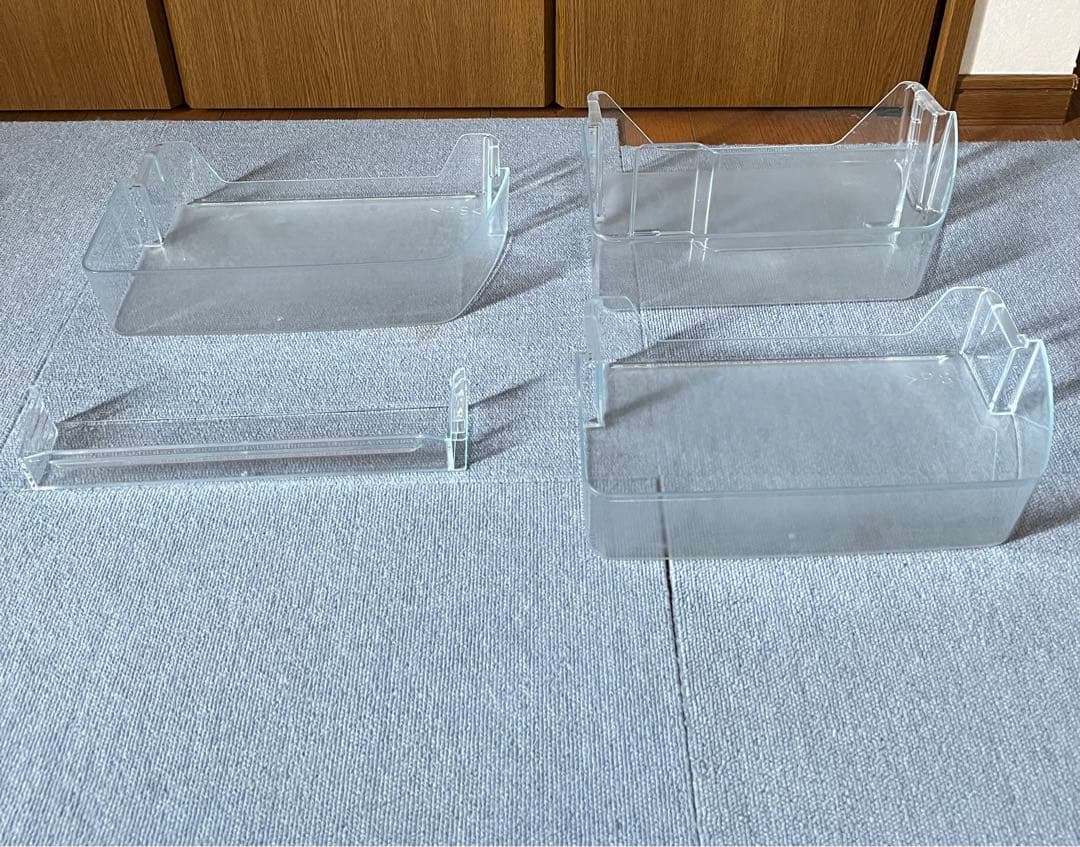 J*k様 Panasonic　冷蔵庫　ボトル棚左右8点セット パーツ部品