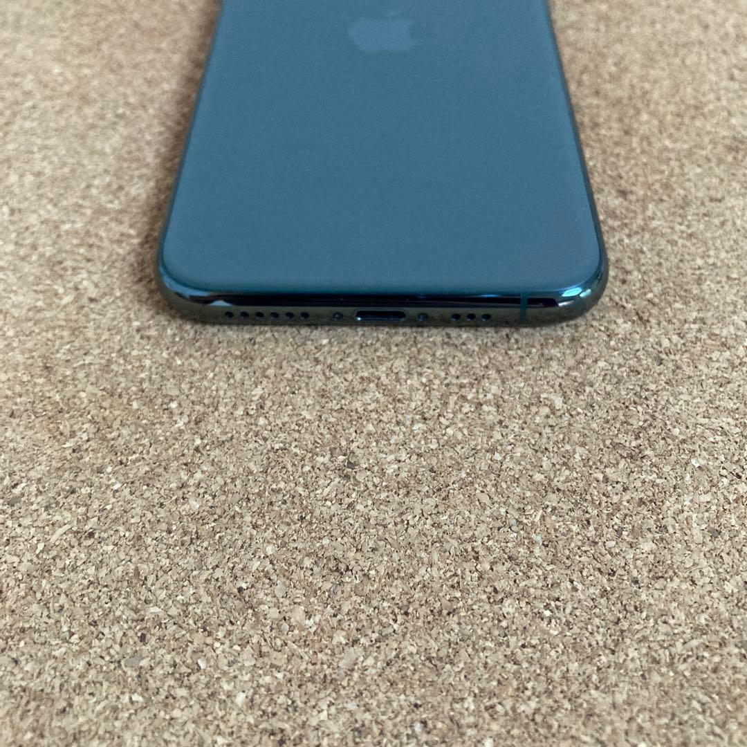 3892 美品☆電池新品☆iPhone11Pro 64GB SIMフリー☆