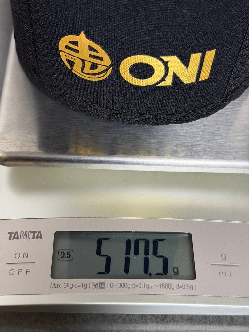 ONI ニースリーブ サイズL 新品未使用品 重さ1027.0g(1組)