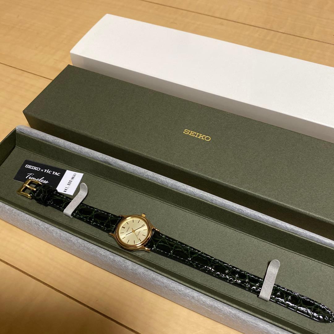 ⭐︎最終値下げ⭐︎SEIKO 腕時計　Timeless ゴールド グリーン