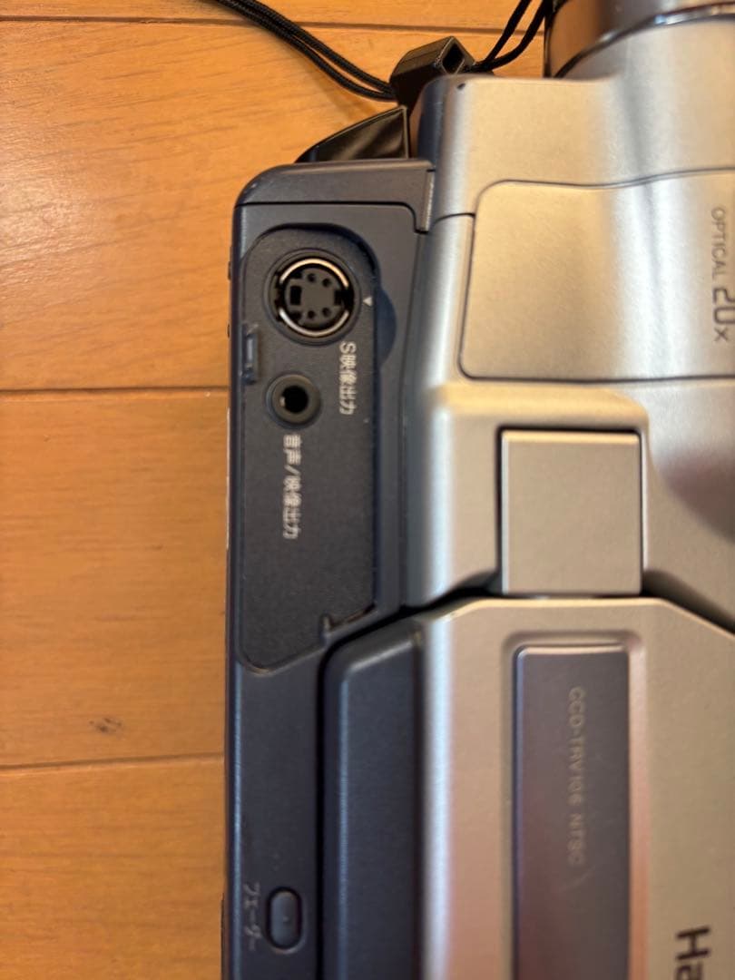 ビデオカメラ SonyHandycamCCDTRV106NTSC