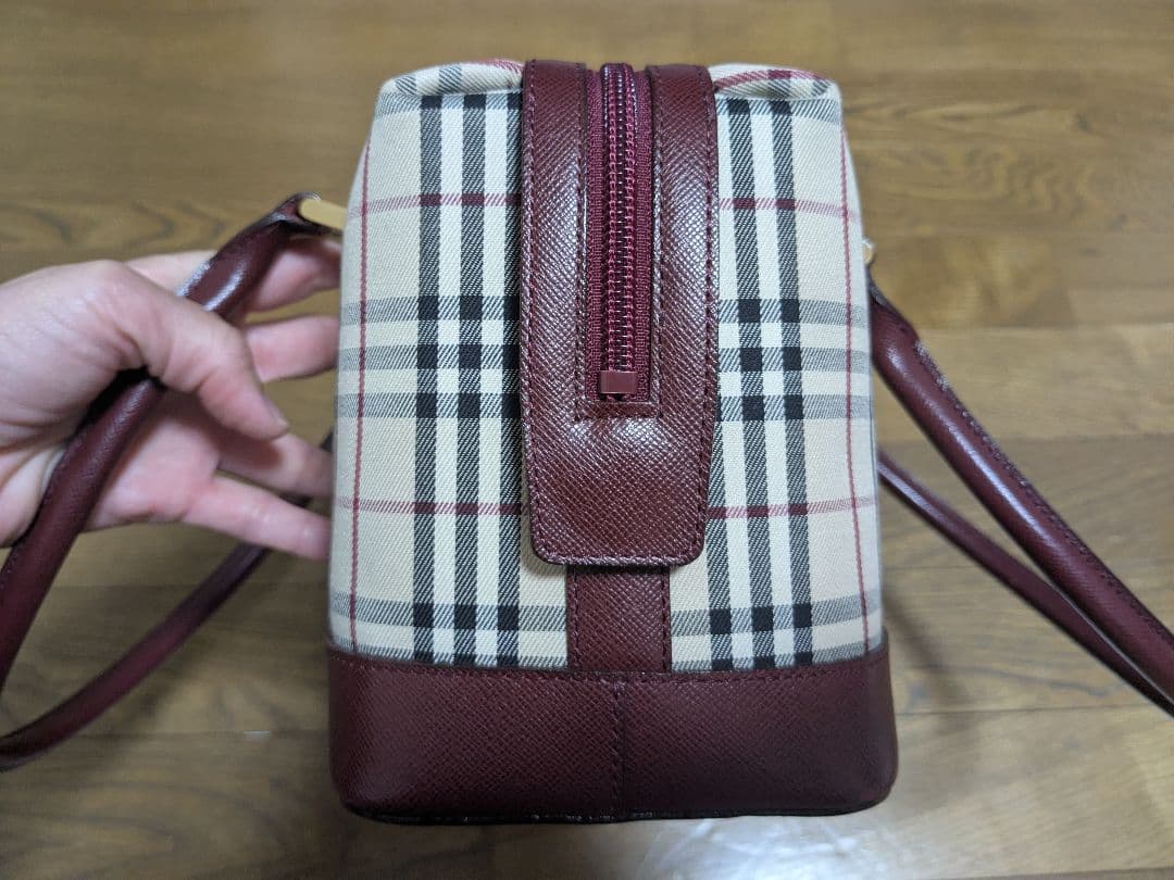 BURBERRY　バーバリー　チェック柄ベージュワインレッドバッグ