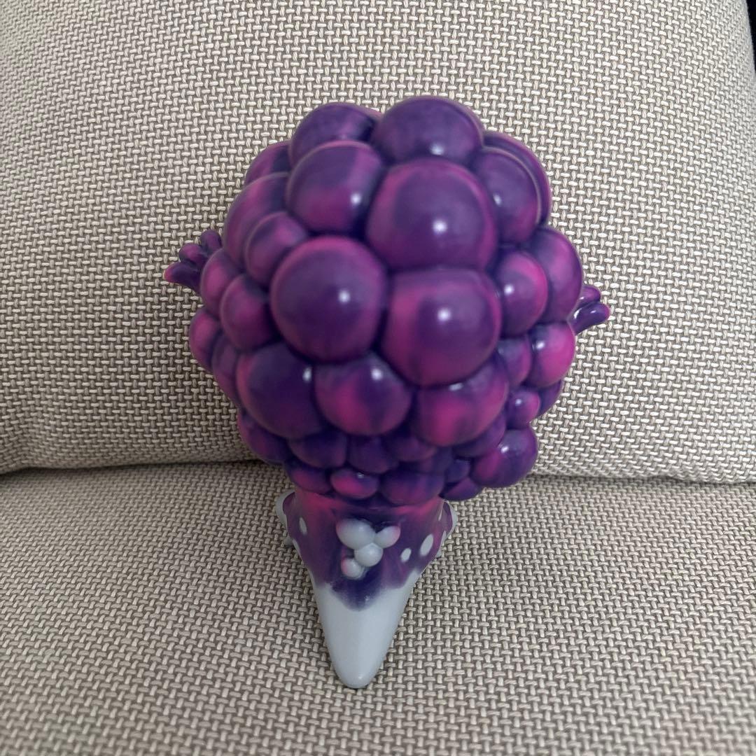 toco uru-boboウルボボ　パープルエフェクト　ソフビ