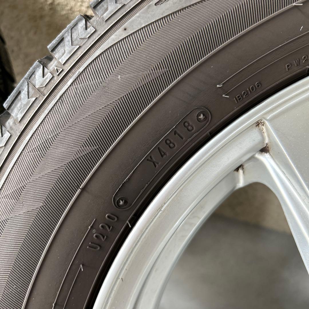 DUNLOP スタッドレスタイヤアルミホイールセット205/60R 16