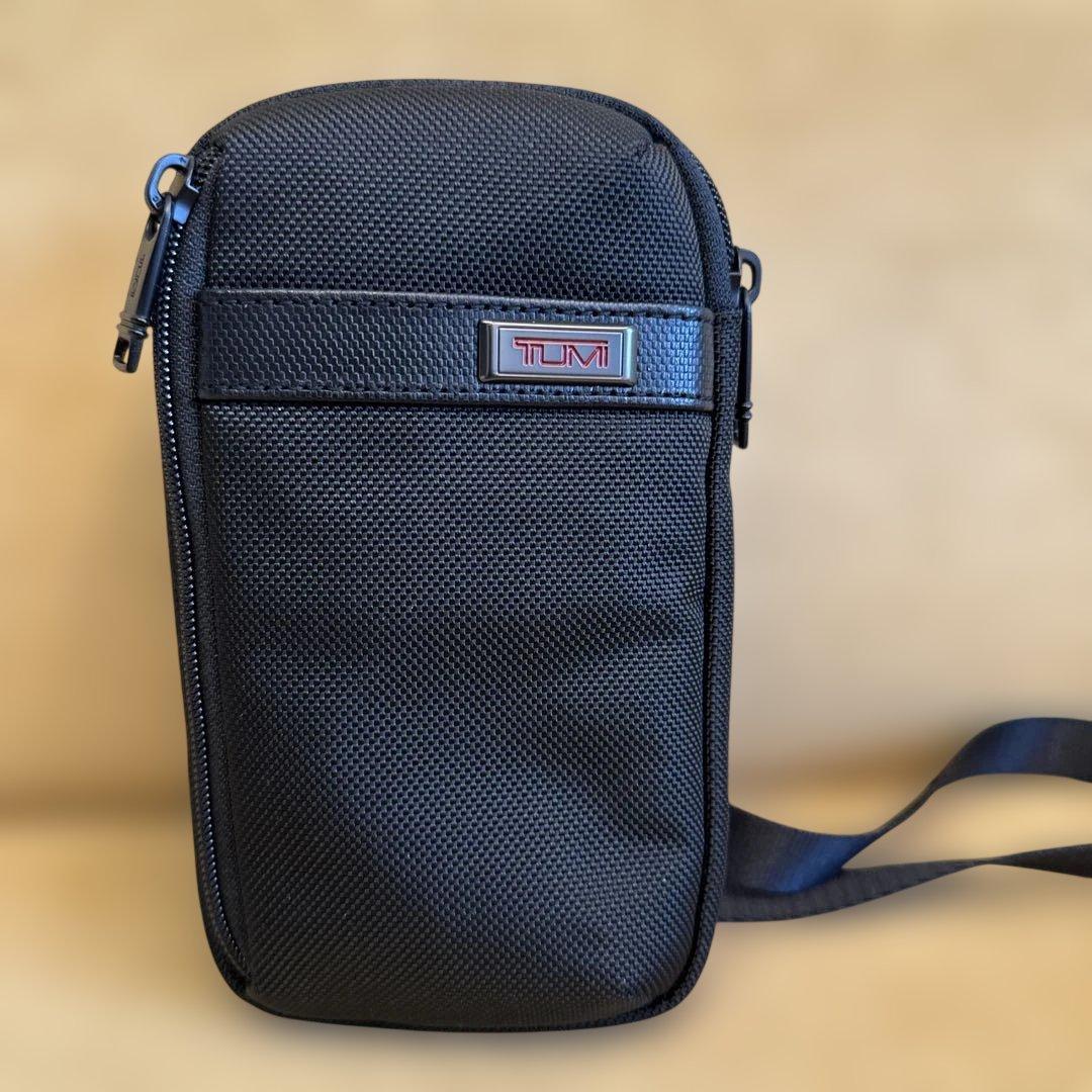 TUMIショルダーポーチ　美品
