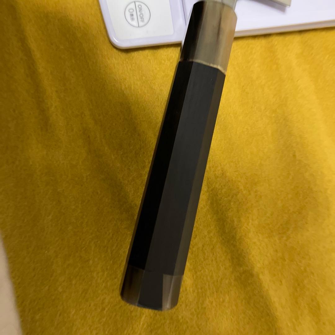 メ*0様 ①全鏡面 銀三 本焼 伝統工芸士 山塚氏　9寸牛刀　準未使用　木鞘付き