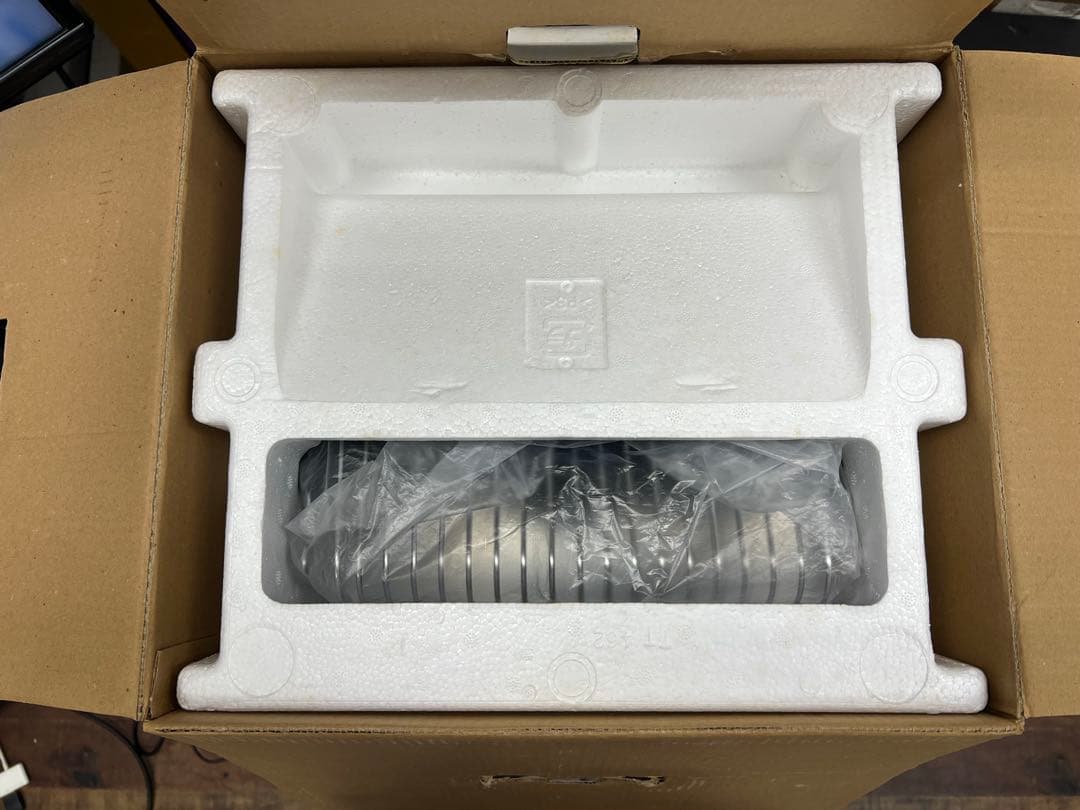 イワタニ　カセットガスストーブ　箱有り