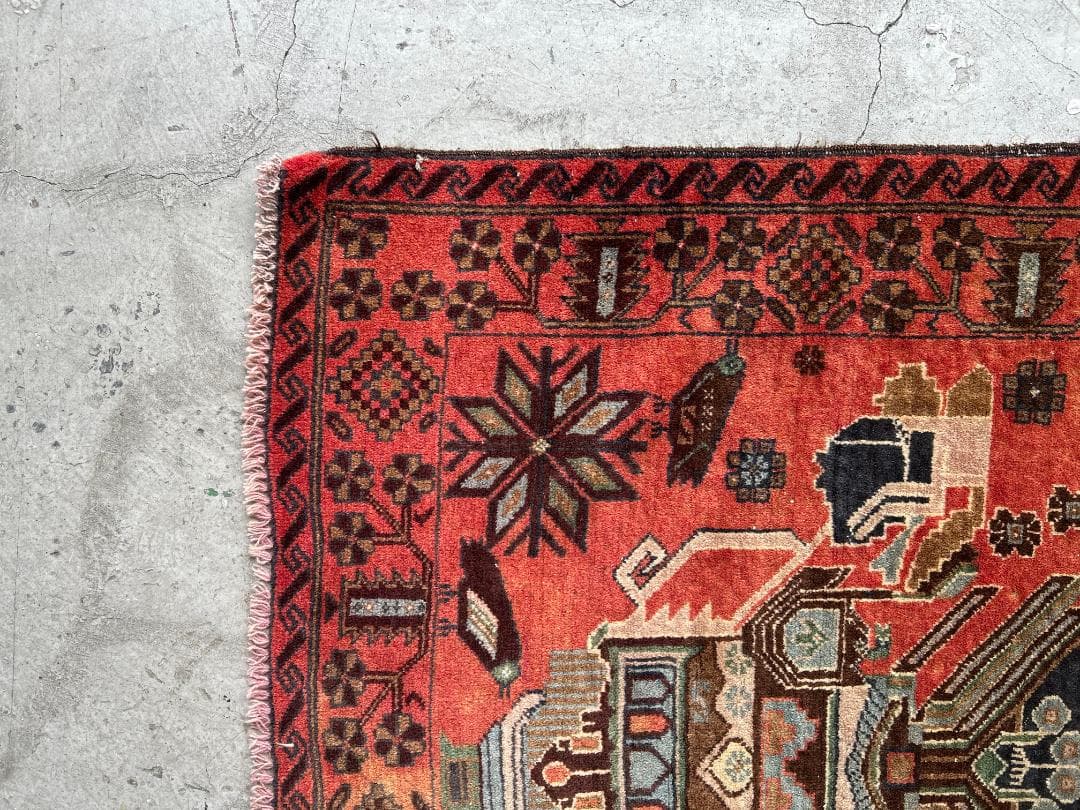 【Vintage rug】アフガニスタン産｜189 × 107cm｜バルーチ族