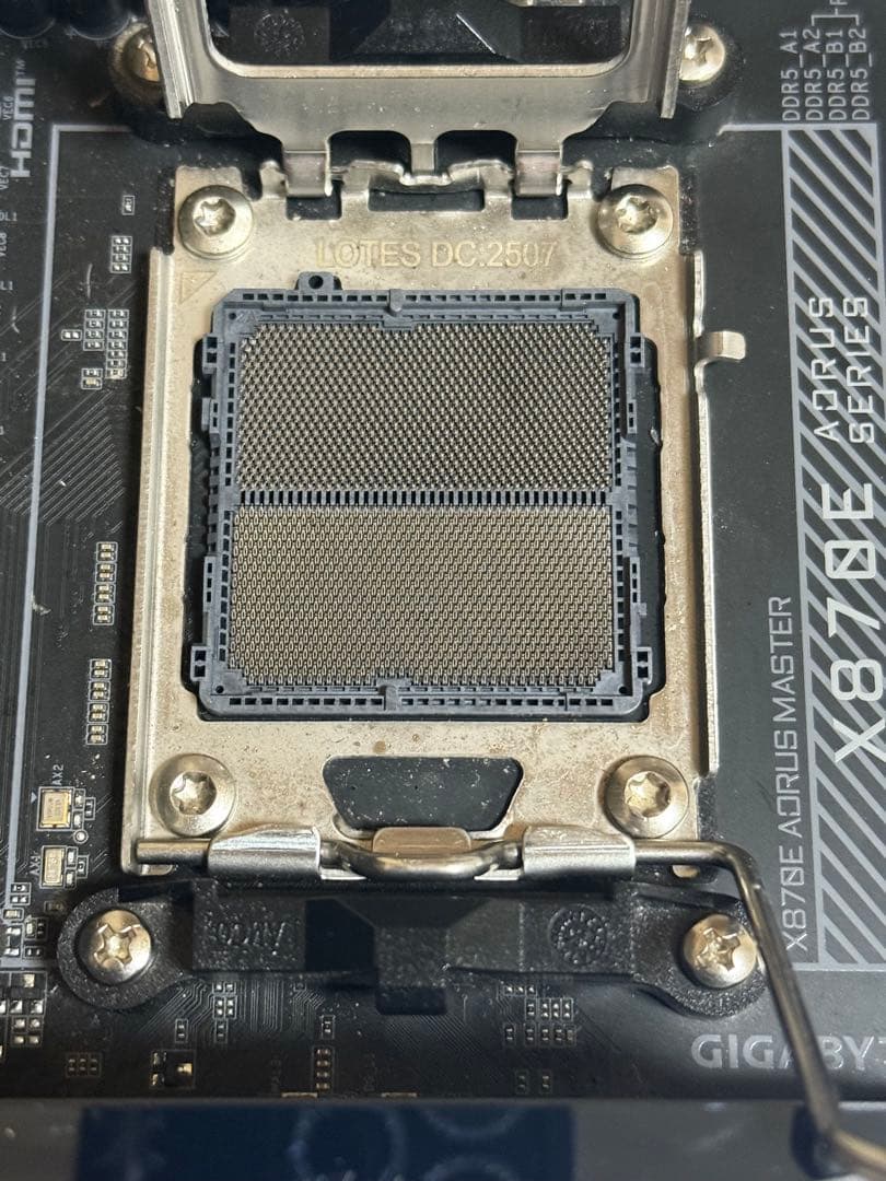 M*M様 GIGABYTE X870EAORUSMASTER上位高級ゲーミングマ