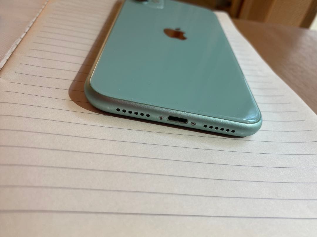 iPhone ホワイト ケース付き